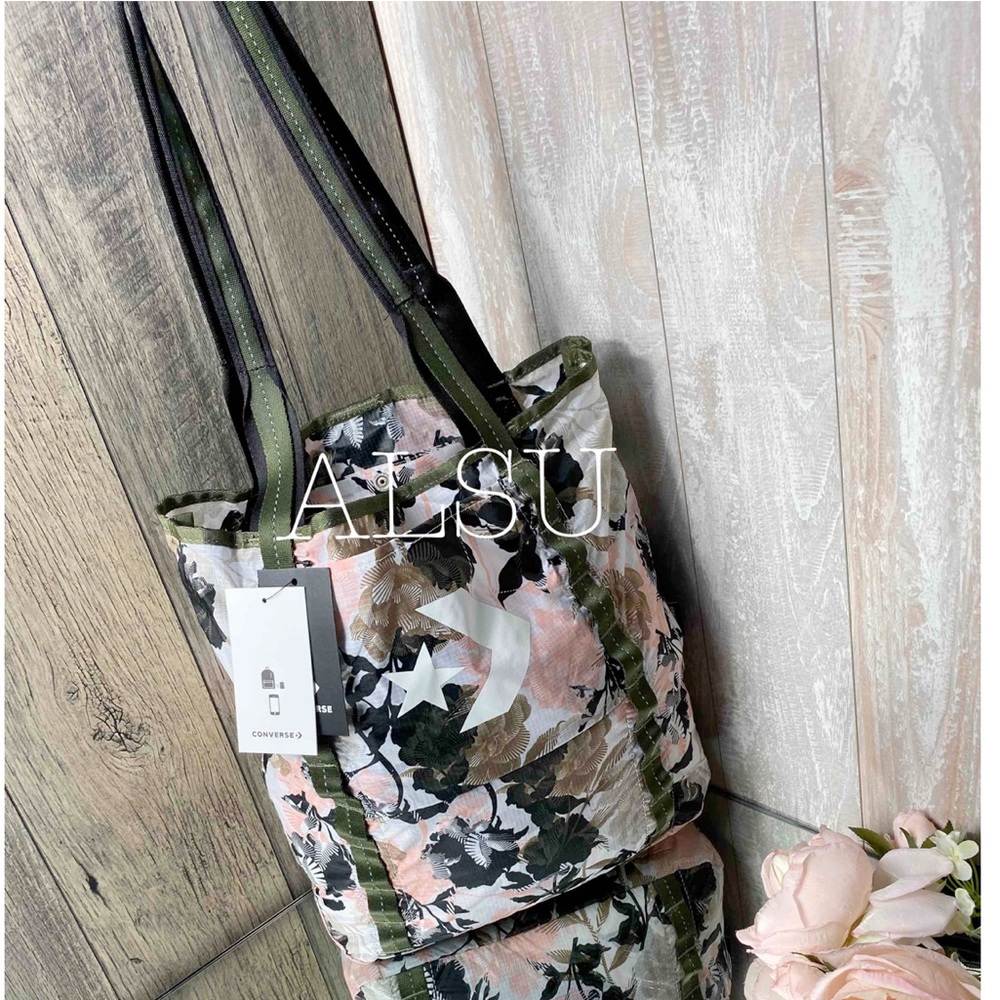 Converse Packable Everyday Tote Med Beige Canvas - Picture 2 of 7